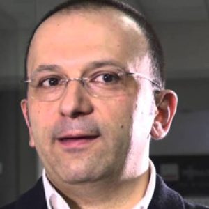 Paolo Pampanoni, Architekt und Designer aus Assisi — Entwurf des modularen Trennwandsystems Mood von Las Mobili