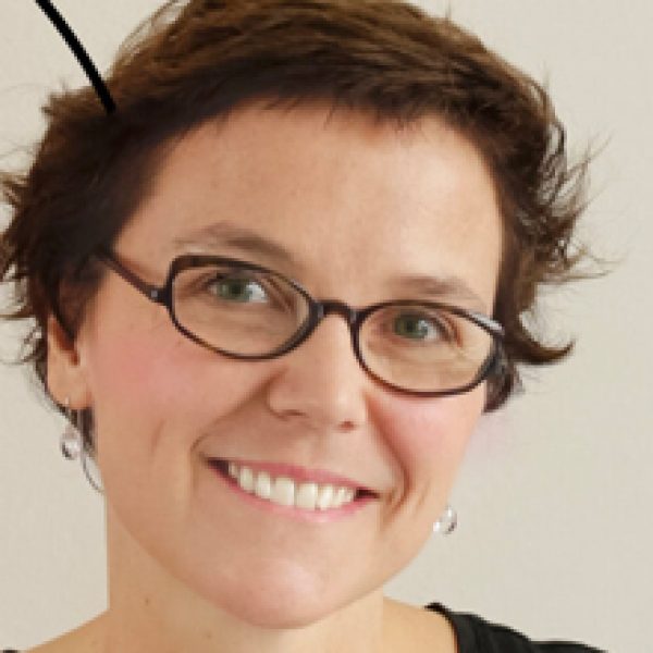 Constance Guisset, Pariser Designerin und Szenografin, Autorin der Kollektion Waves für LaCividina