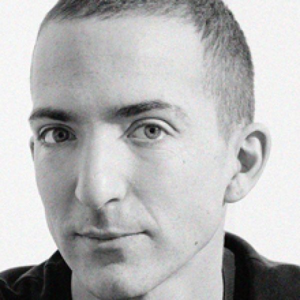 Valerio Sommella, Designer der Leuchte Altura und der Büro-Kollektion Inca