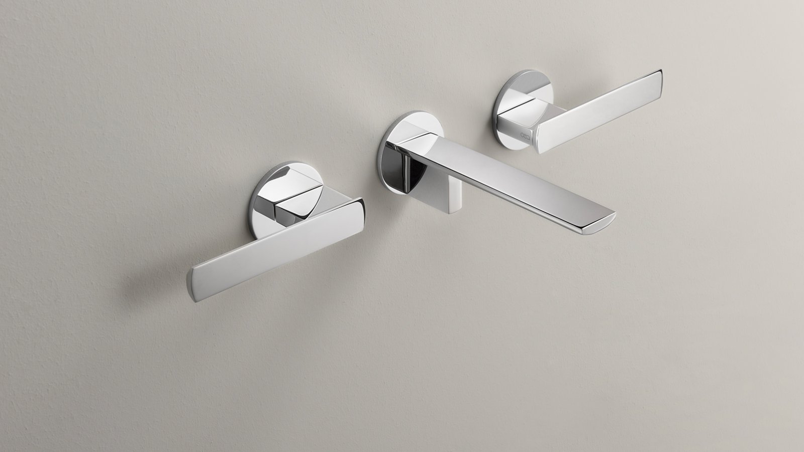 Ayla von Cea Design, Wand-Zweigriffarmatur aus poliertem Edelstahl