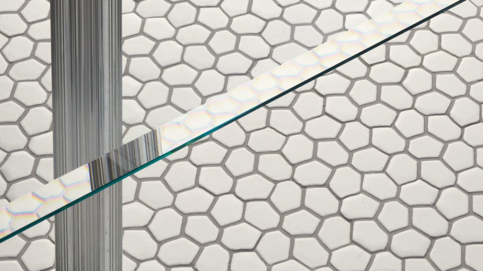Botanica Mosaikwand von Mutina mit organischen White Elementen