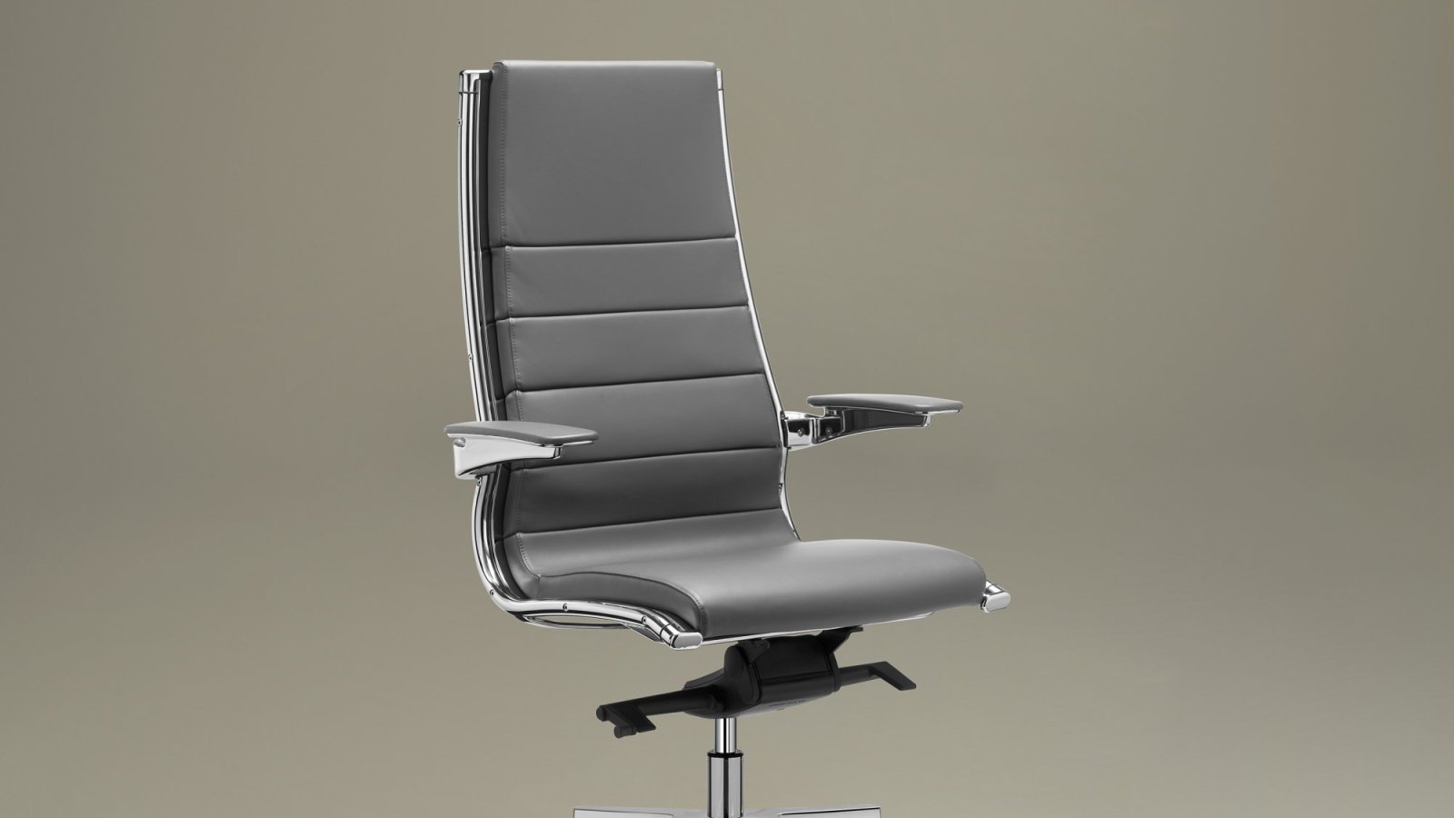 Chefsessel Sit it von Sitland mit Lederbezug