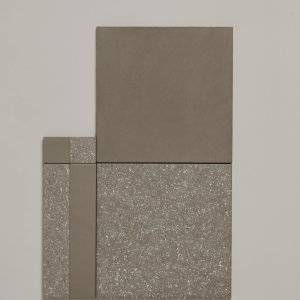 Time von Mutina mit Rough und Smooth Texturen in einer Fläche kombiniert