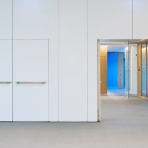 Teleskopelement der PMI-Wand beim Schließen