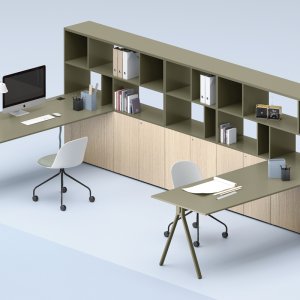 Managertisch Lay auf einem 160 cm breiten Sideboard
