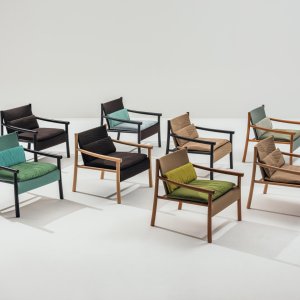 Kata Chair am Tisch der Projektfläche