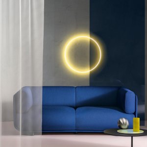 Zierkissen in zwei Größen auf dem Sofa Shaal