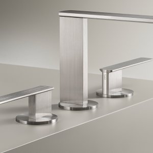 Thermostat-Duschgarnitur der Ayla Kollektion mit seidengrauem Schlauch, Cea Design