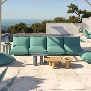 Brezza Sessel in einer Rooftop-Bar
