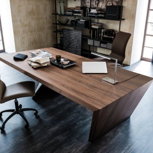 Designer-Schreibtisch Nasdaq im Chefbüro
