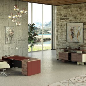 Klassischer Schreibtisch One von Codutti in Nussbaum mit eingelegter Ledereinlage in Mandarine