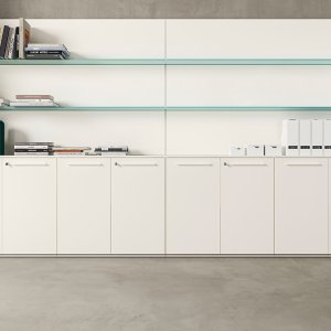 Abschlussplatte mit gerundeten Ecken an einer E-Place Bench