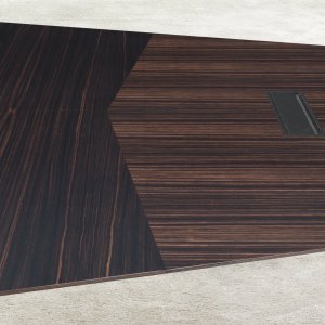Sitzungszimmer mit Euclideo und Sesseln Wing