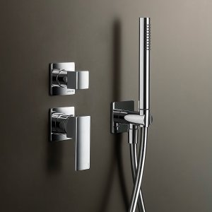 Mint von Fantini als Wandarmatur mit Rosetten in Matt Black