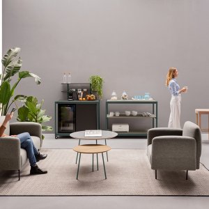 Fluido Pantry von Martex mit Push-Pull-Schublade