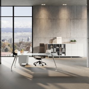 Énosi Designer-Schreibtisch von Nikolas Chachamis in einem lichtdurchfluteten Büro