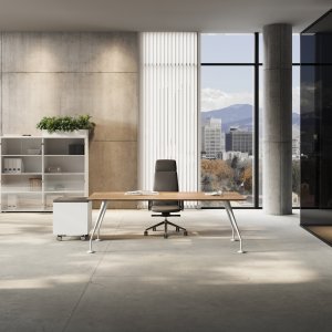 Énosi Designer-Schreibtisch von Las Mobili mit rücklackierter Glasplatte in Extraweiss und verchromten konischen Beinen