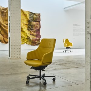 Flat-Variante des Chefsessels Italia von Luxy