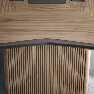 Detail von Leder und Holz auf der Platte
