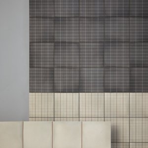 Ton in Ton Komposition aus Aurore Light Blue uni und Grid L