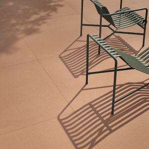 Besprechungsraum mit Boden aus Pico Feinsteinzeug von Mutina