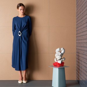 Boden in Pico Down Natural Satin in einem Designbad
