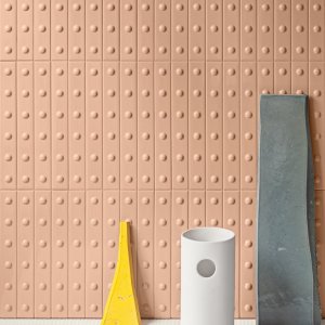 Punto Up Glossy Brun, brauner Craquelé-Riegel von Mutina