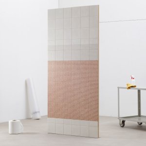 Muster Mesh Black von Tape Mutina auf schwarzer Basis