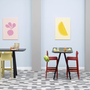 Outdoor-Ausführung des Arki-Table mit Pulverbeschichtung für aussen