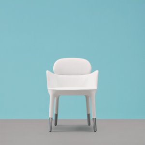 Lounge Sessel Ester 699 von Pedrali im Wartebereich