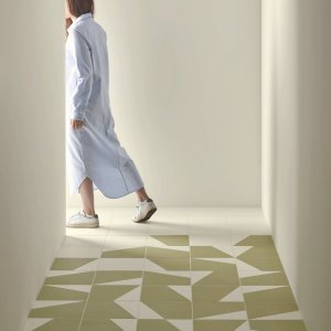 Kante der 14 mm starken Puzzle Fliese