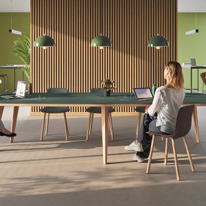 Trapezförmiger Pigreco Konferenztisch mit Flip-Top