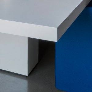 Konferenztisch Asymmetrical Meeting aus derselben Familie wie der Schreibtisch
