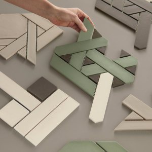 Empfangswand mit Weaving von Mutina