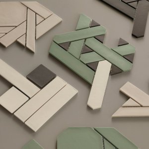 Bad mit Weaving Mosaik im Ton Grey