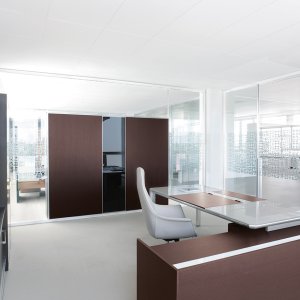 Bürotrennwände www.60 von Archiutti mit Doppelverglasung