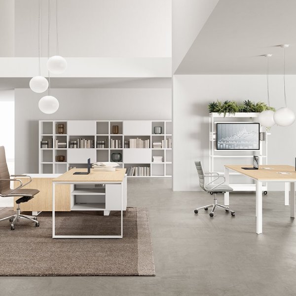 Büro mit DVO Office Workstations, FEMB LEVEL 3 zertifiziert