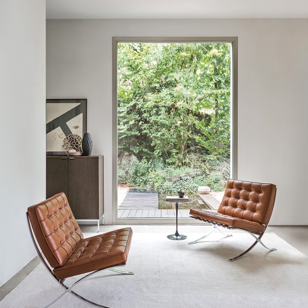 Barcelona Chair von Knoll in einem deutschen Empfang
