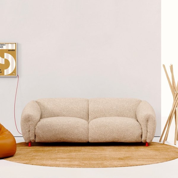Zanotta Designikonen in einer deutschen Unternehmenslounge