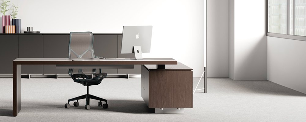 Schreibtisch mit Anbautisch und Sideboard